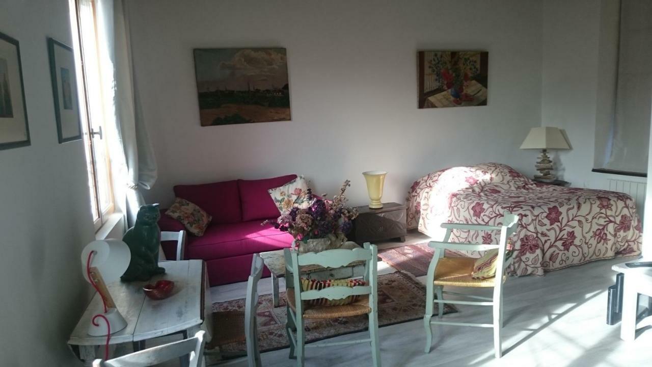 Remalard Appartement Buitenkant foto